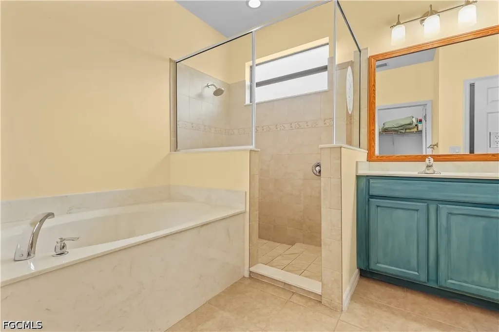 3717 Pino Vista Way Estero FL 33928