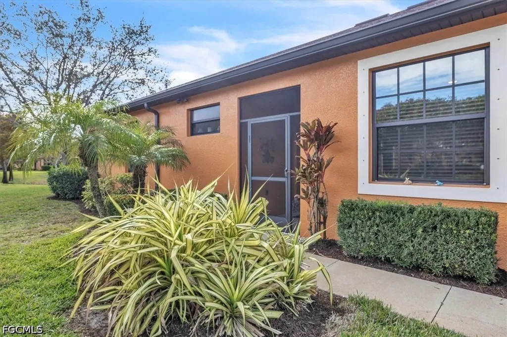 3717 Pino Vista Way Estero FL 33928