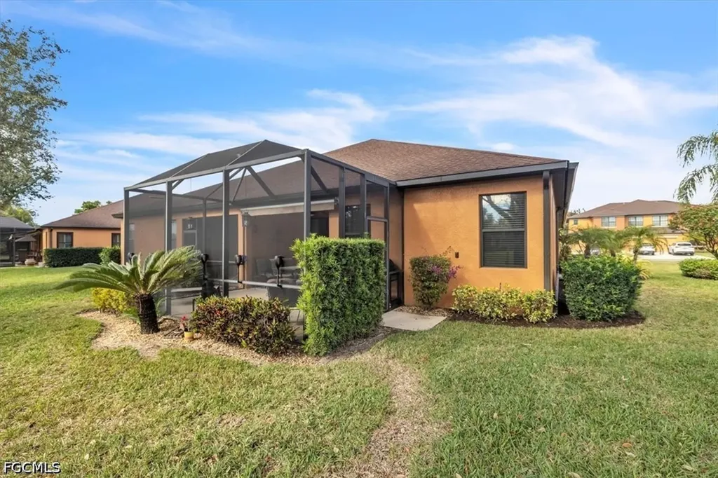 3717 Pino Vista Way Estero FL 33928