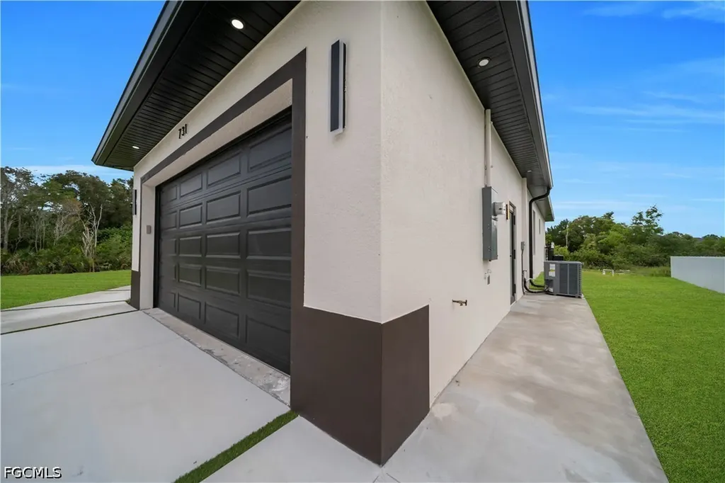 731 La Plata Avenue Lehigh Acres FL 33974