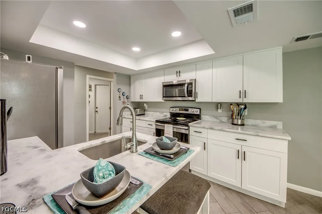 1214 Baldwin Place Lehigh Acres FL 33936