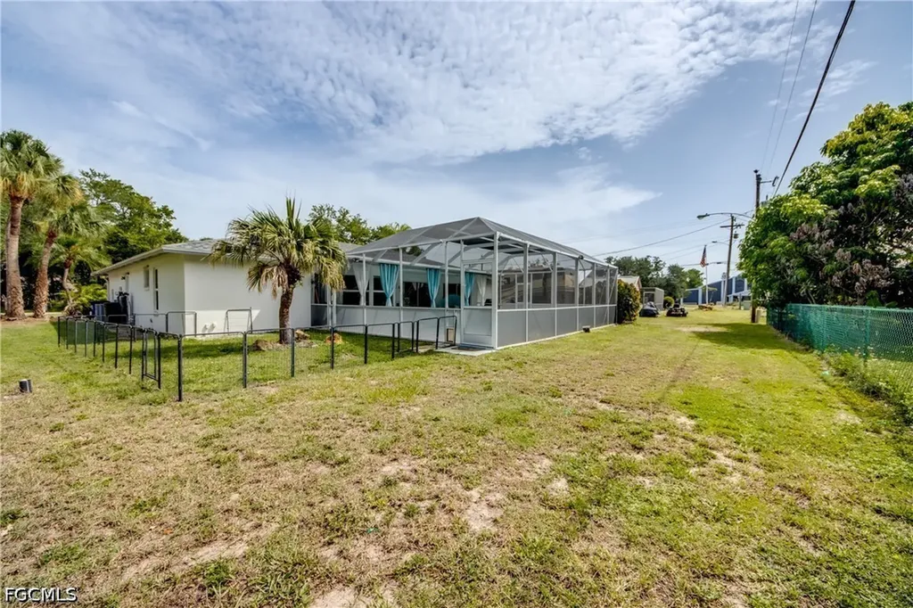 1214 Baldwin Place Lehigh Acres FL 33936