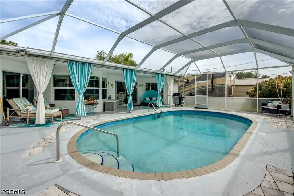 1214 Baldwin Place Lehigh Acres FL 33936