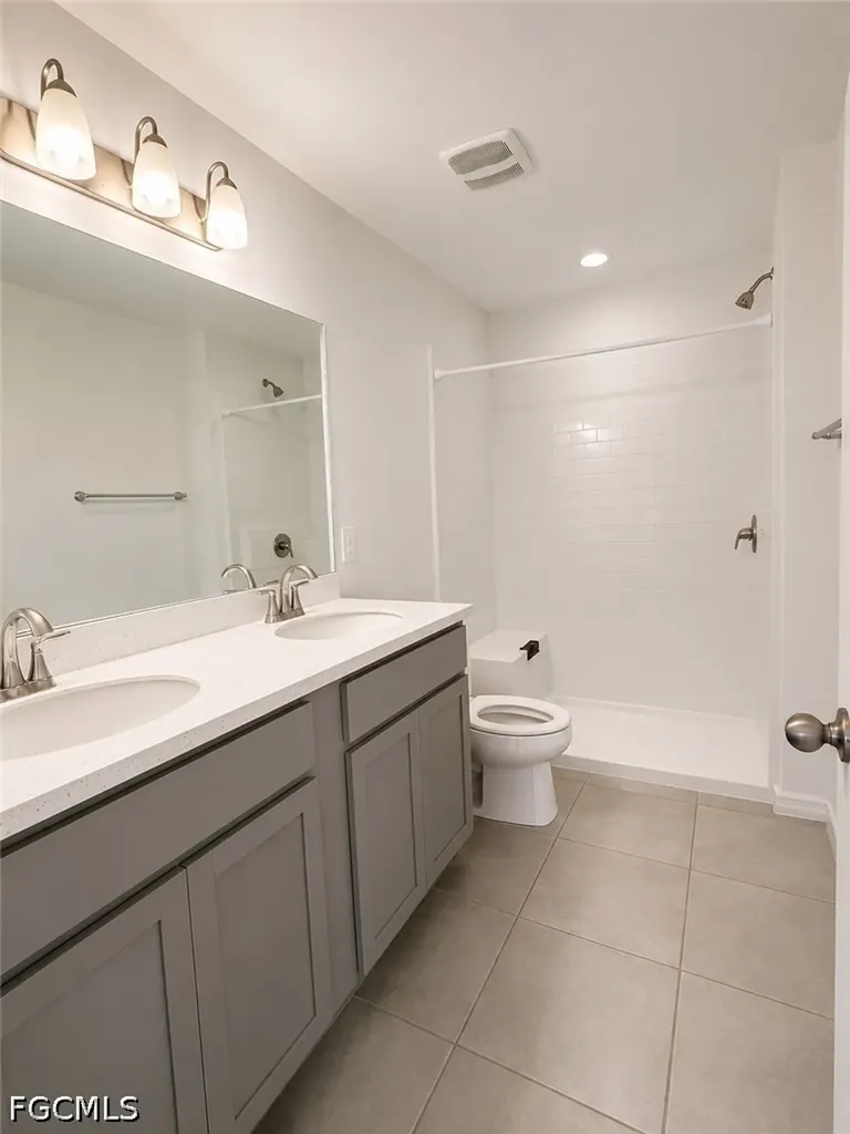 523 Wabasso Avenue S Lehigh Acres FL 33974