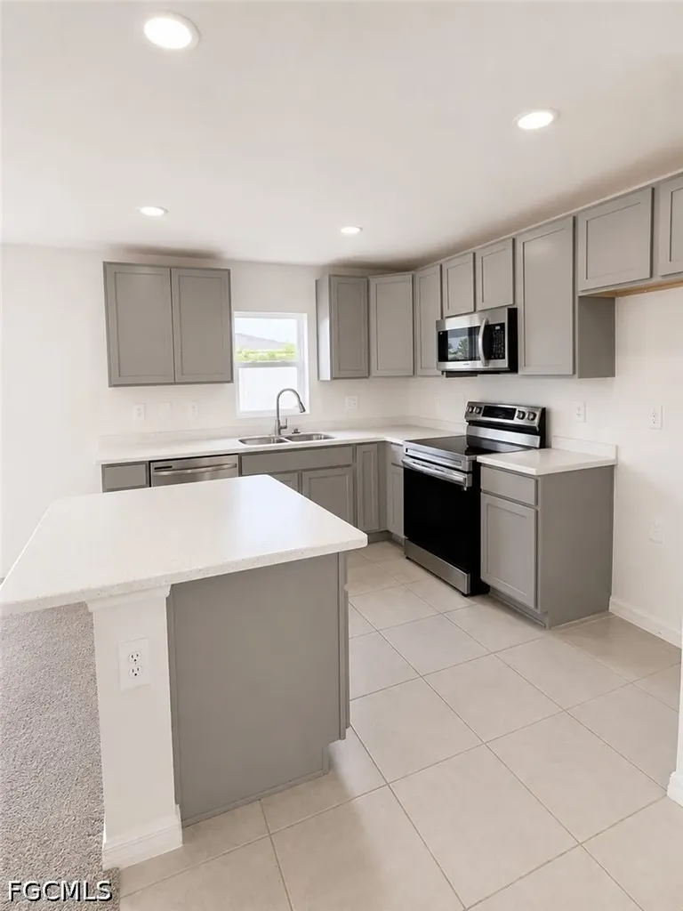 523 Wabasso Avenue S Lehigh Acres FL 33974