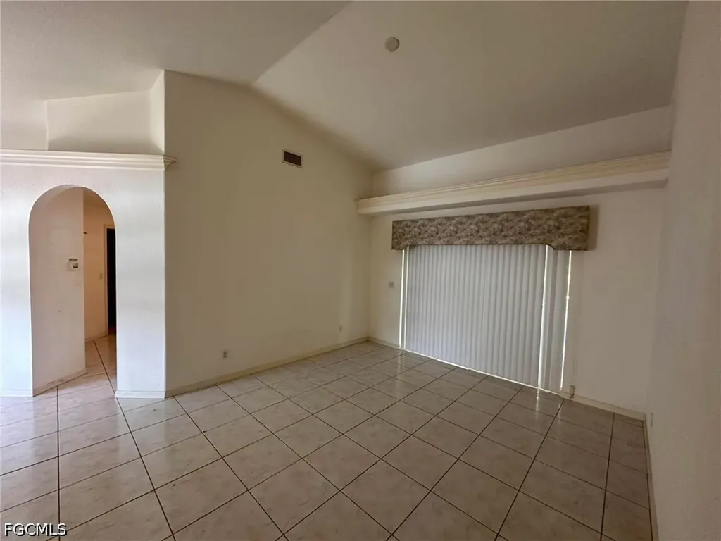 22 SE 14th Court Cape Coral FL 33990
