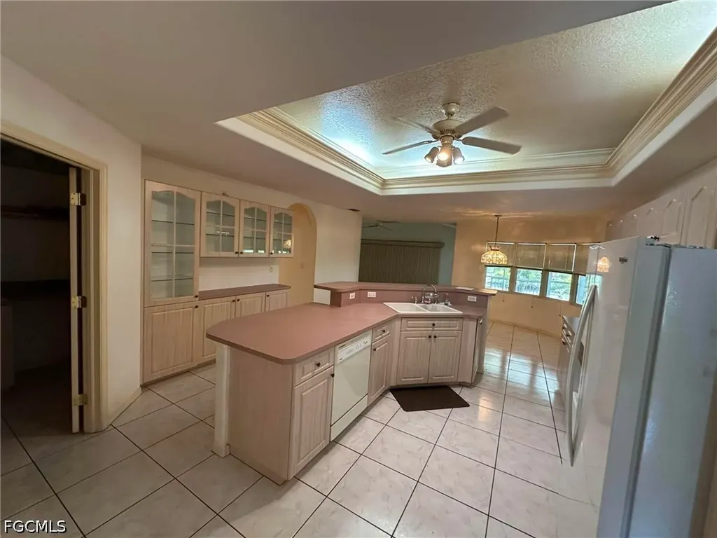 22 SE 14th Court Cape Coral FL 33990