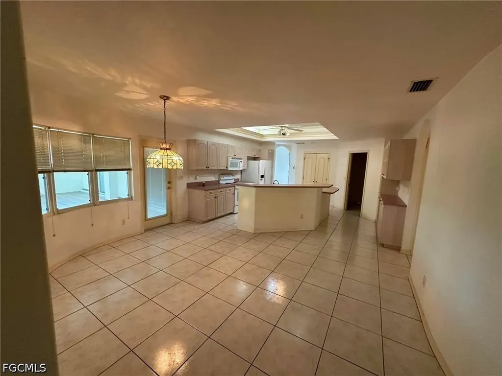22 SE 14th Court Cape Coral FL 33990