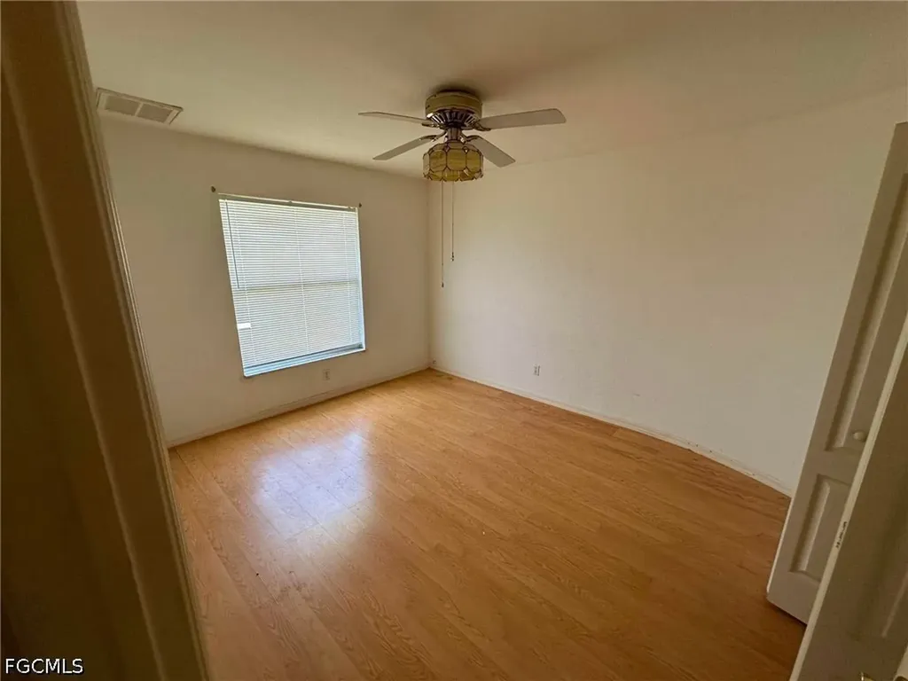 22 SE 14th Court Cape Coral FL 33990