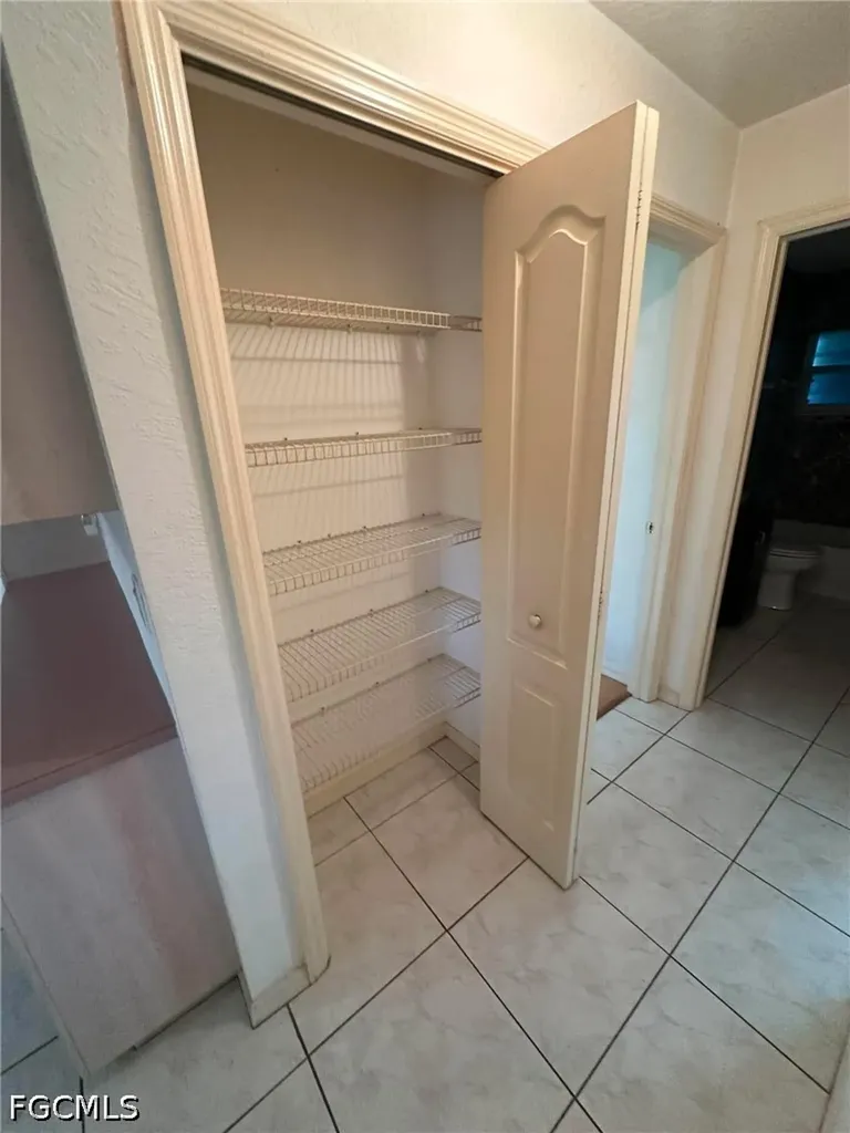 22 SE 14th Court Cape Coral FL 33990