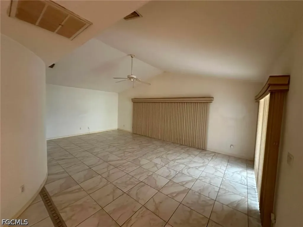 22 SE 14th Court Cape Coral FL 33990