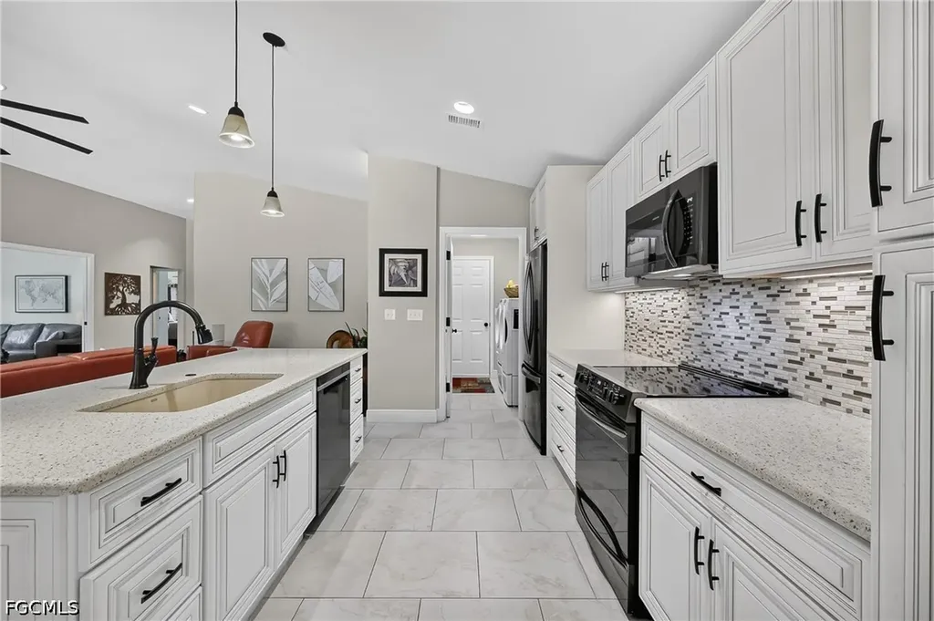 14066 Castle Hill Way Fort Myers FL 33919