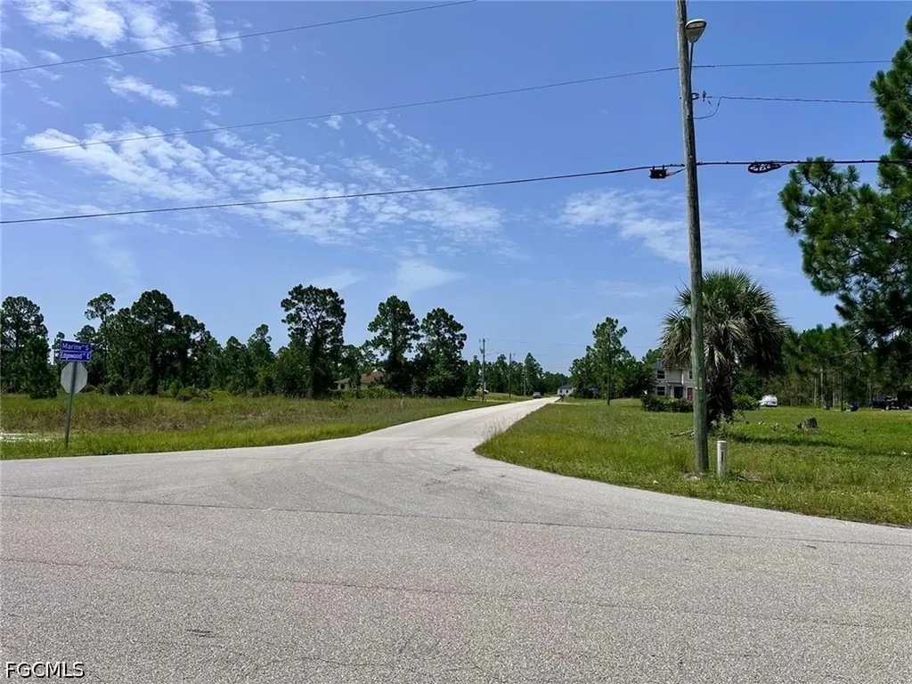 1123 Edgewood Street E Lehigh Acres FL 33974