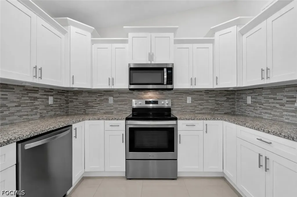 9014 Lamkin Circle Labelle FL 33935