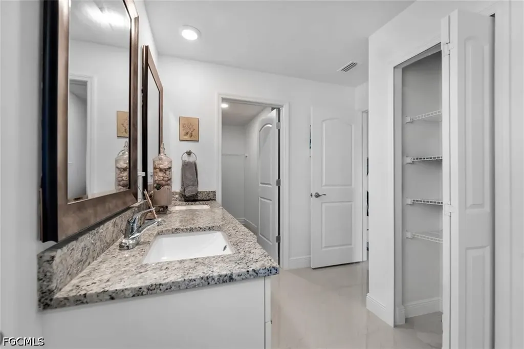 9014 Lamkin Circle Labelle FL 33935