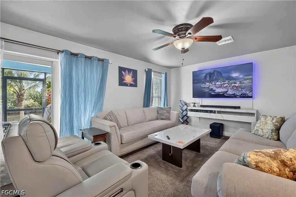 4308 NE 21st Avenue Cape Coral FL 33909