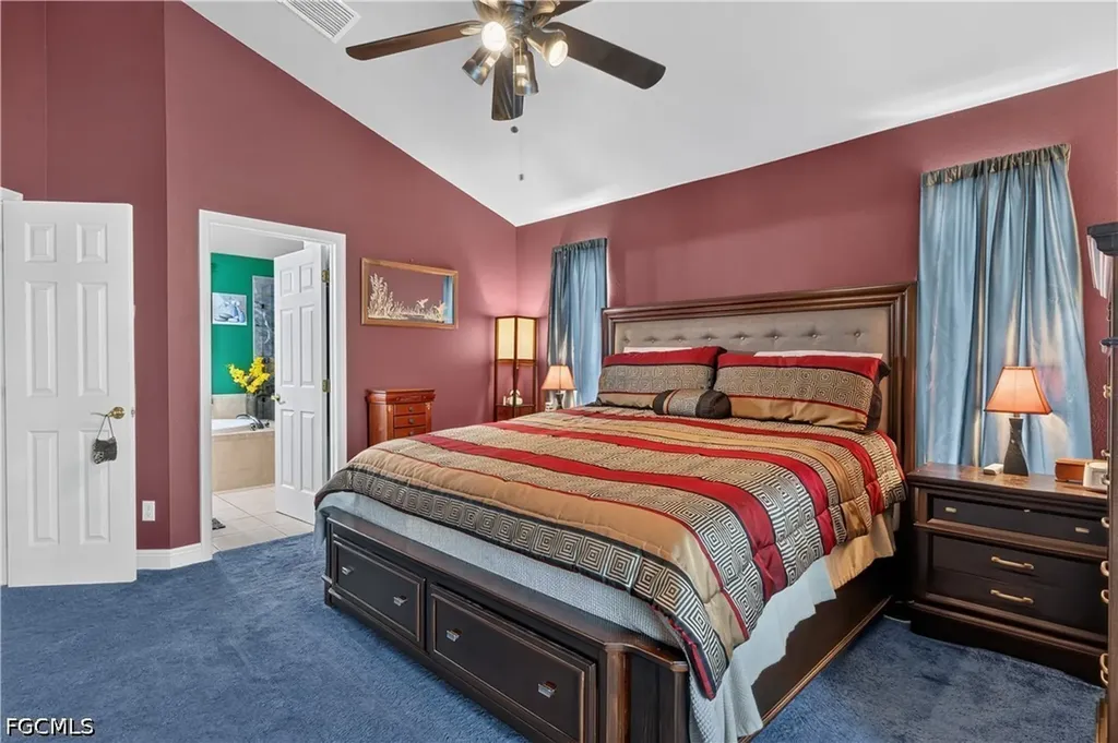 4308 NE 21st Avenue Cape Coral FL 33909