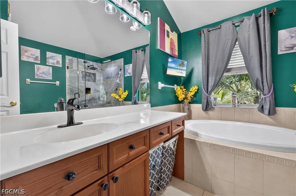 4308 NE 21st Avenue Cape Coral FL 33909