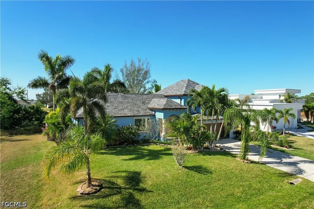 4308 NE 21st Avenue Cape Coral FL 33909