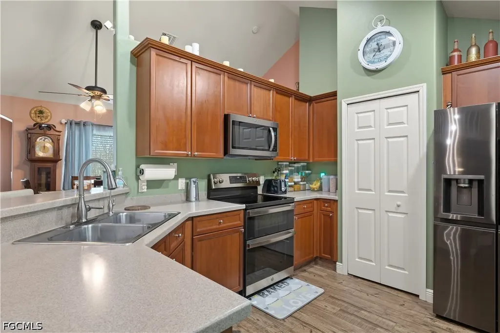 4308 NE 21st Avenue Cape Coral FL 33909