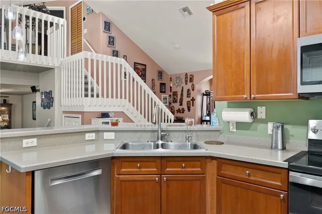4308 NE 21st Avenue Cape Coral FL 33909