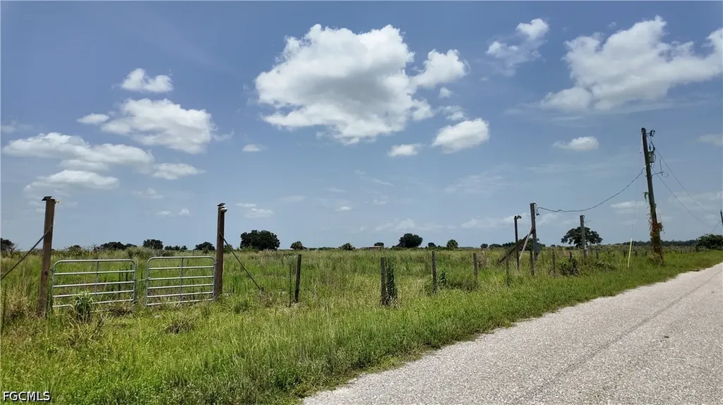 2001/2011 Graham Road Punta Gorda FL 33982