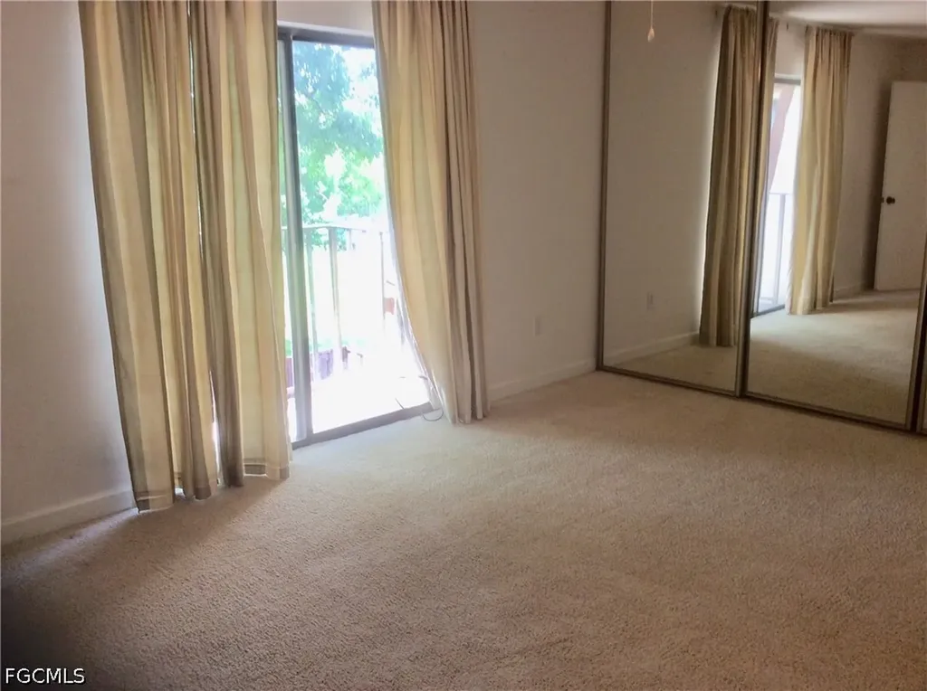 5249 Cedarbend Drive Fort Myers FL 33919