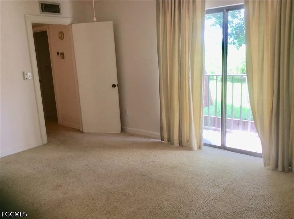 5249 Cedarbend Drive Fort Myers FL 33919