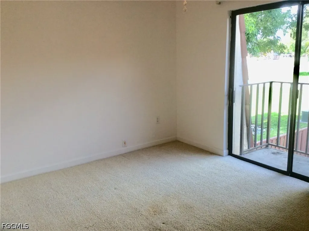 5249 Cedarbend Drive Fort Myers FL 33919