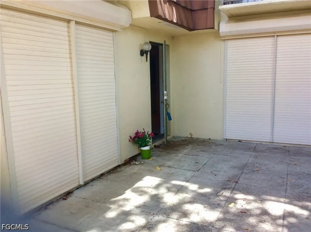 5249 Cedarbend Drive Fort Myers FL 33919