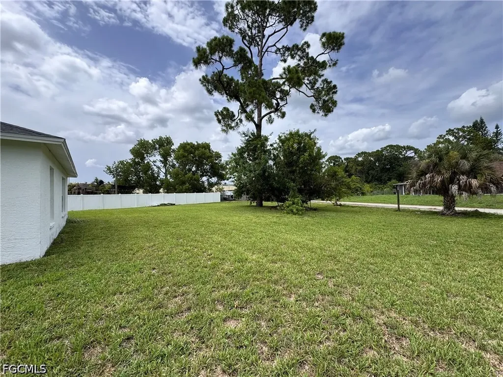 15627 Spring Line Lane Fort Myers FL 33905