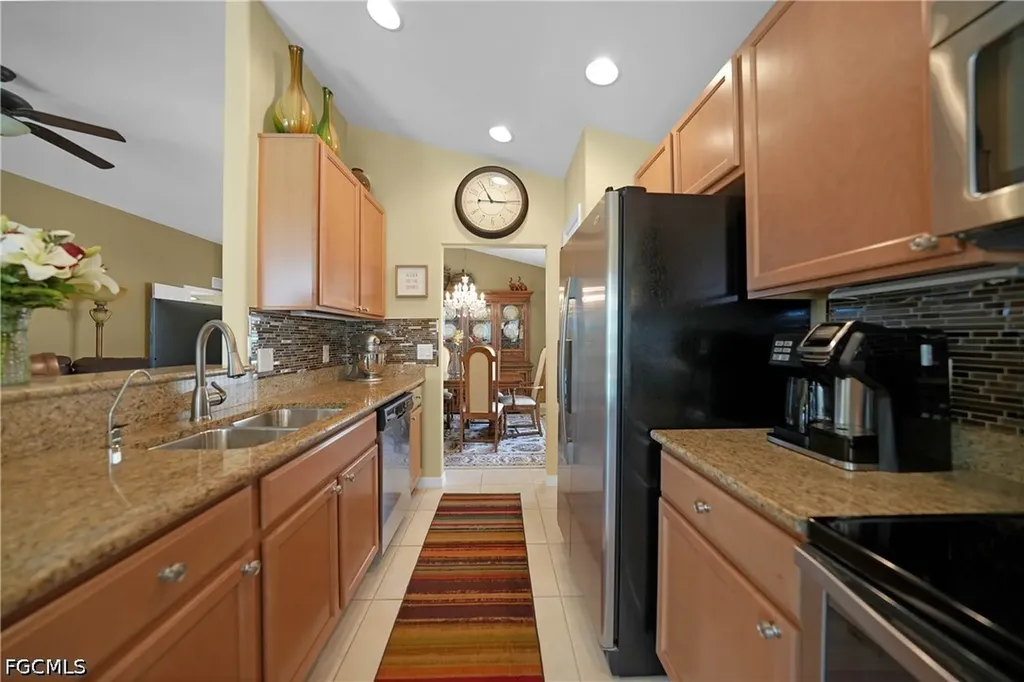 2457 Anguilla Drive Cape Coral FL 33991