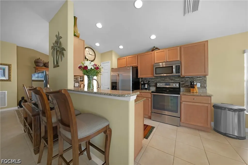 2457 Anguilla Drive Cape Coral FL 33991