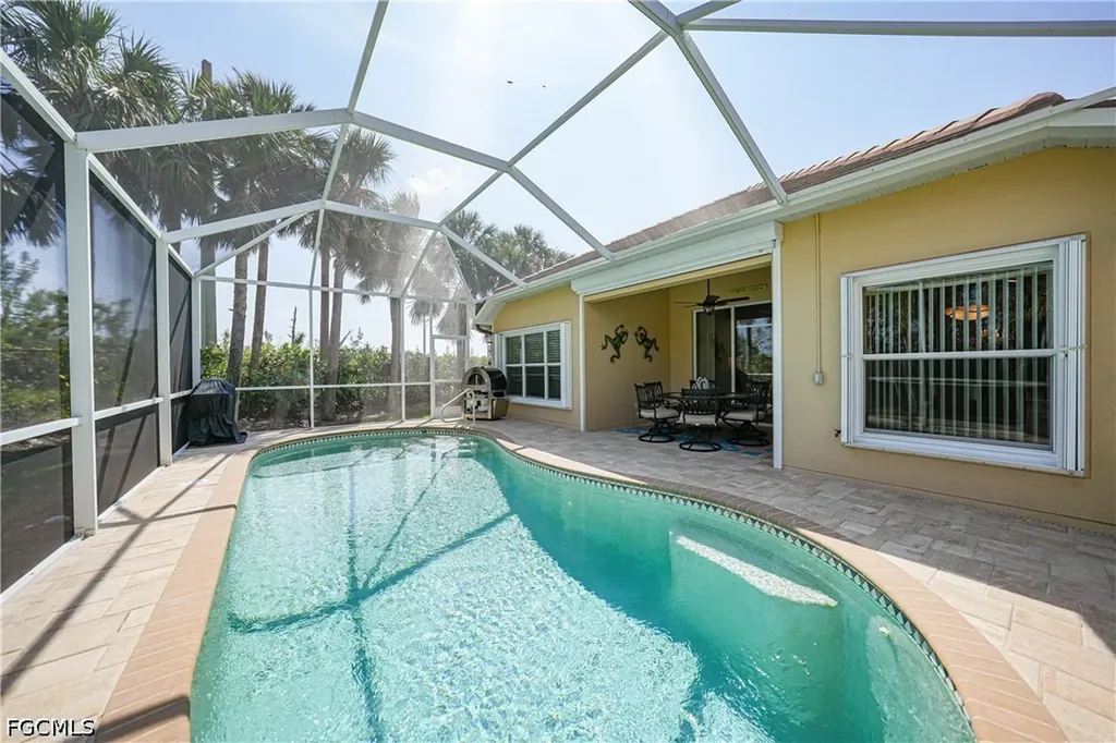 2457 Anguilla Drive Cape Coral FL 33991