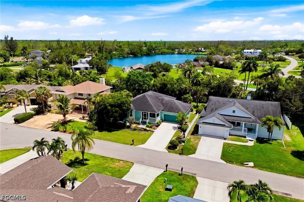 7980 Sandel Wood Circle W Fort Myers FL 33908