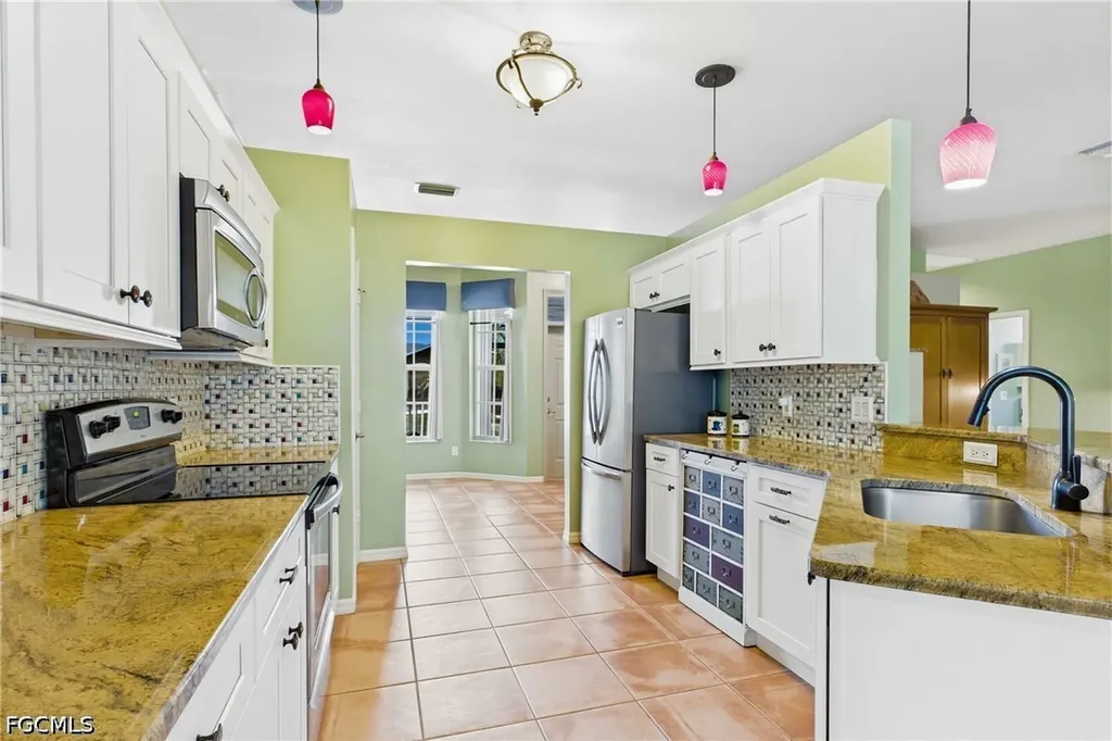 7980 Sandel Wood Circle W Fort Myers FL 33908