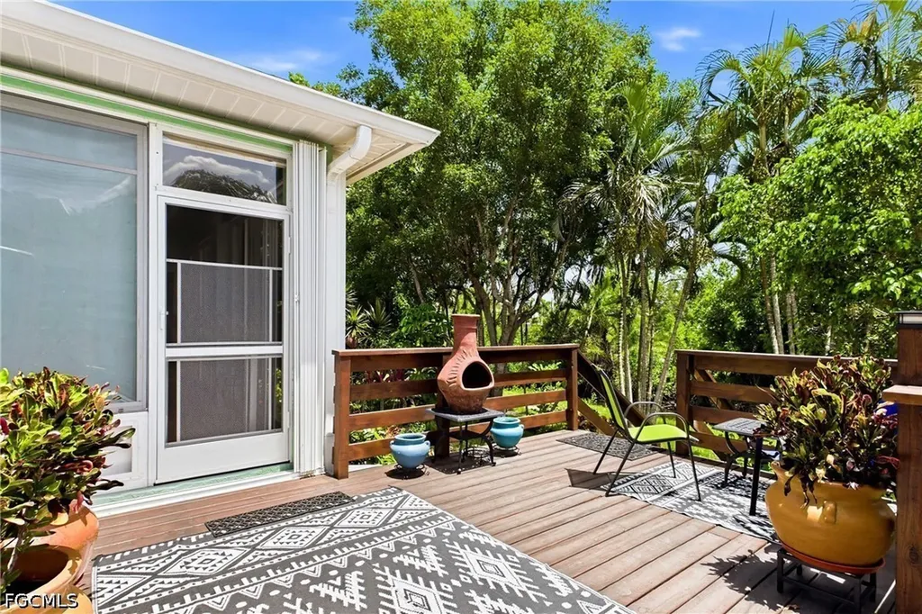 7980 Sandel Wood Circle W Fort Myers FL 33908