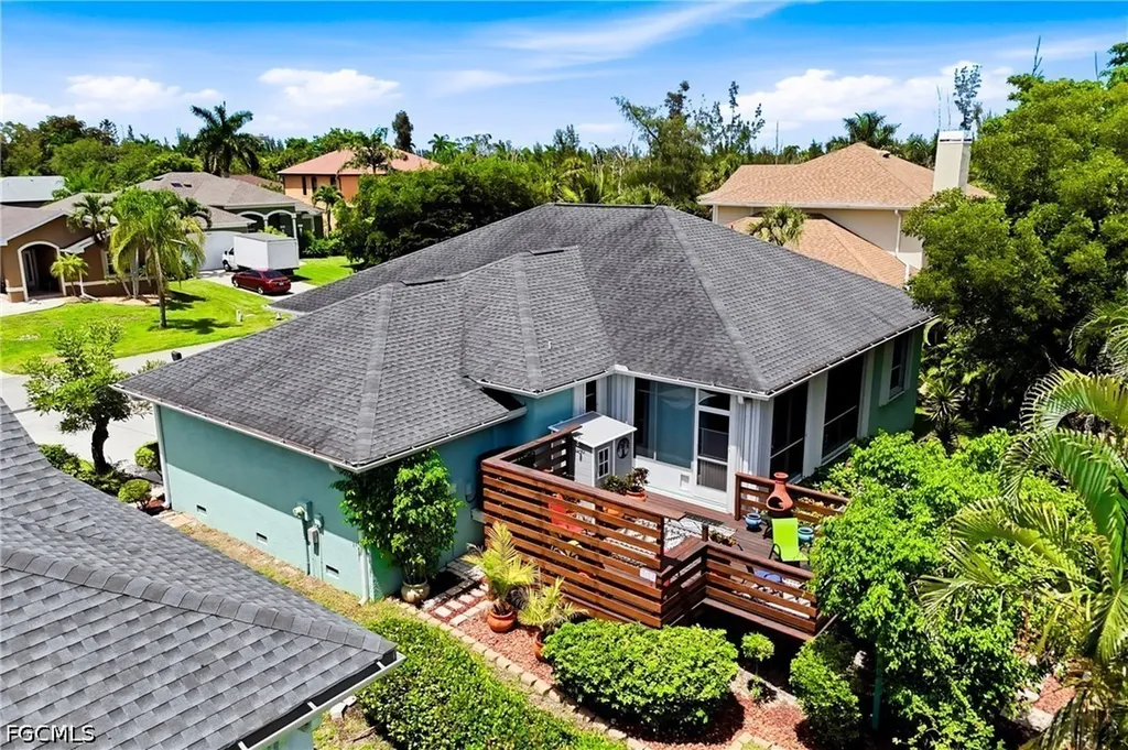 7980 Sandel Wood Circle W Fort Myers FL 33908