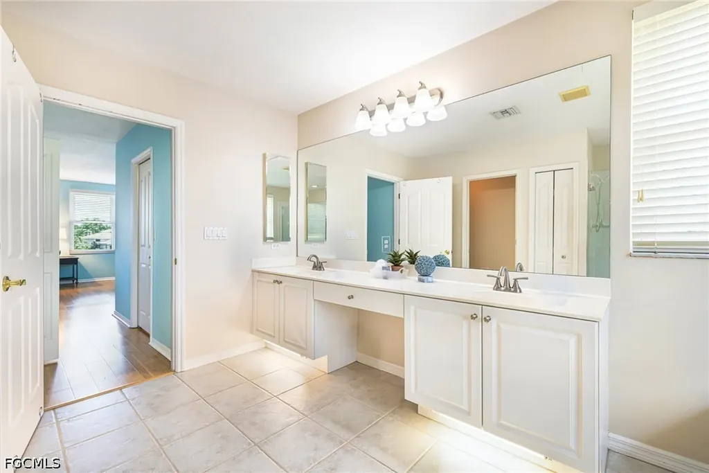 11117 Lakeland Circle Fort Myers FL 33913