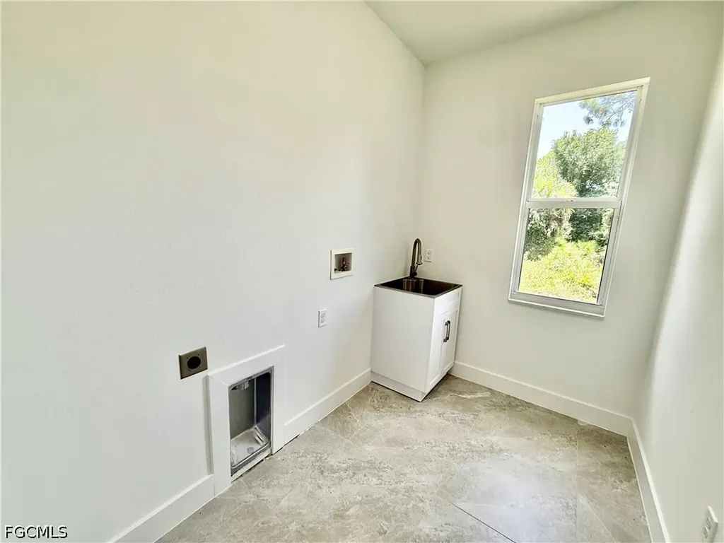 193 Castle Avenue Lehigh Acres FL 33974