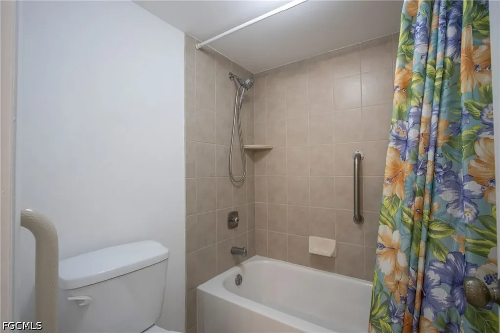 1083 Forest Lakes Drive Naples FL 34105
