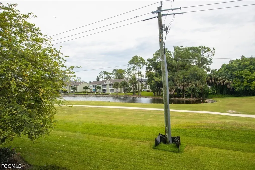 1083 Forest Lakes Drive Naples FL 34105