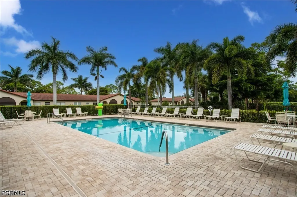 1083 Forest Lakes Drive Naples FL 34105