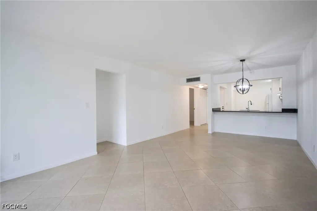 1083 Forest Lakes Drive Naples FL 34105