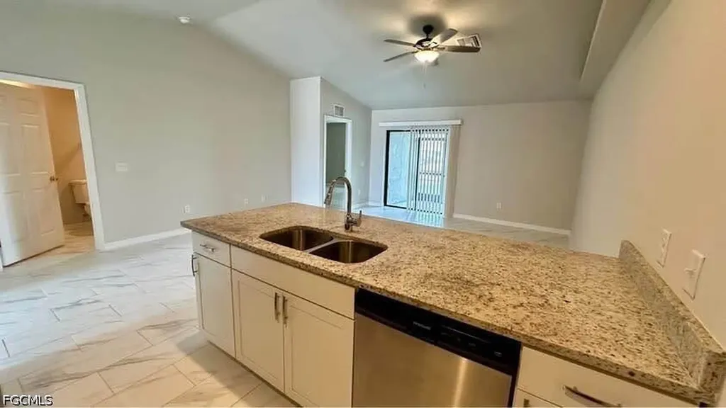 3418 SW 17th Avenue Cape Coral FL 33914