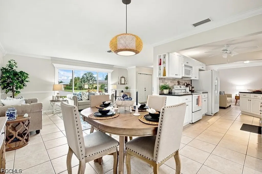 1220 SE 22nd Street Cape Coral FL 33990