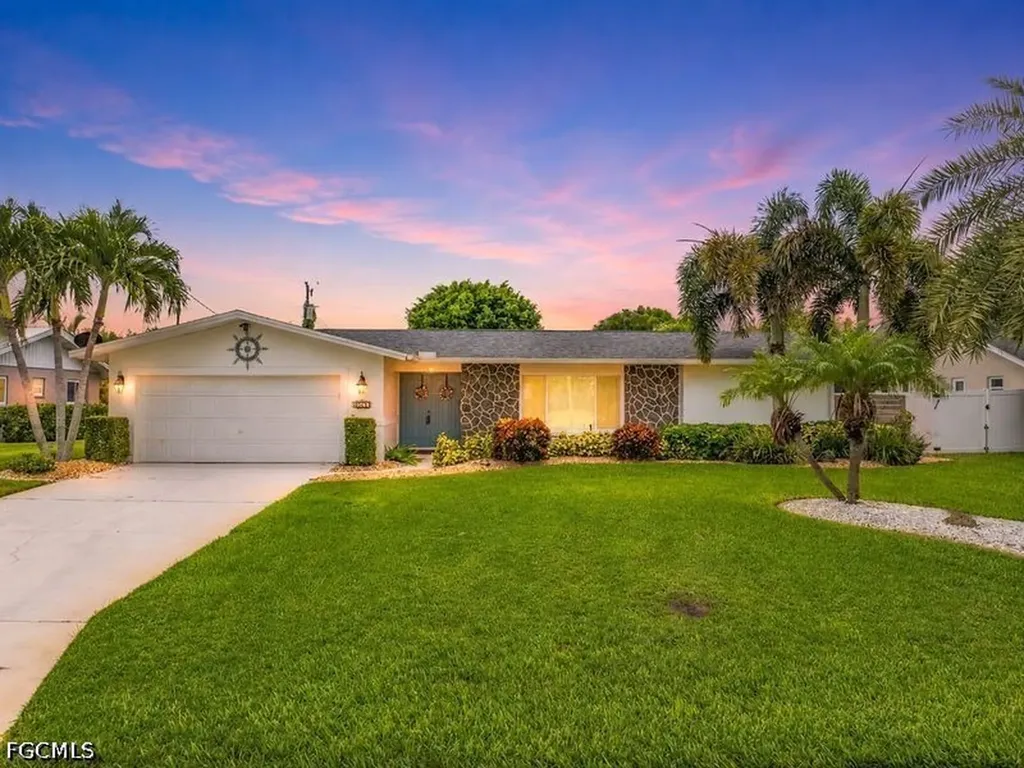 1220 SE 22nd Street Cape Coral FL 33990