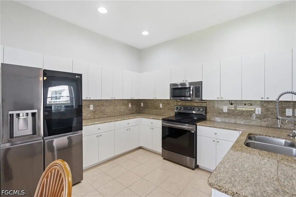 2513 Keystone Lake Drive Cape Coral FL 33909