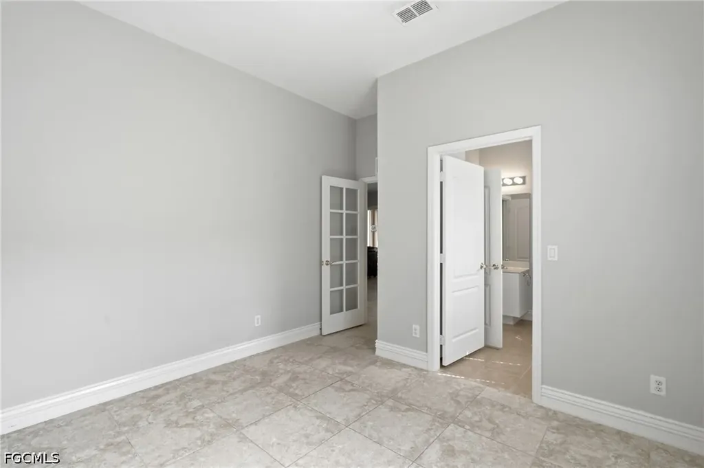 2513 Keystone Lake Drive Cape Coral FL 33909