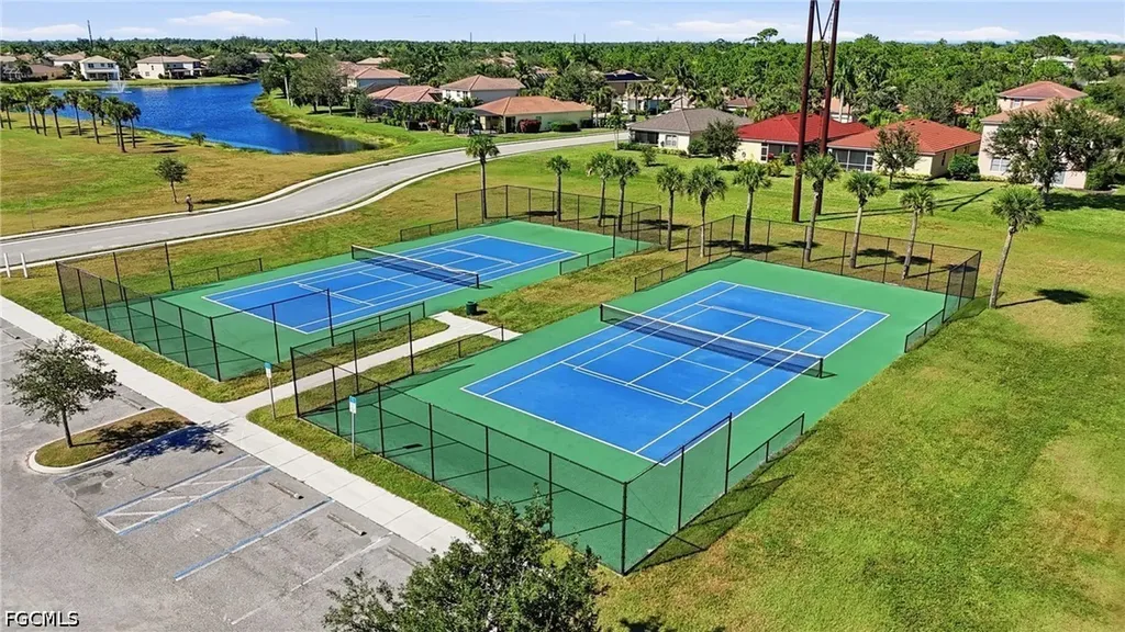 2513 Keystone Lake Drive Cape Coral FL 33909